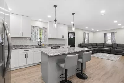 1611 E Washington Street, Joliet, IL 60433 - Photo 7