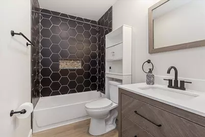 1611 E Washington Street, Joliet, IL 60433 - Photo 13