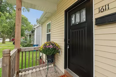 1611 E Washington Street, Joliet, IL 60433 - Photo 3
