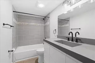 1611 E Washington St, Joliet, IL 60433 - Photo 17