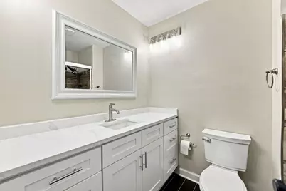 807 E Golfview Drive, Mount Prospect, IL 60056 - Photo 23