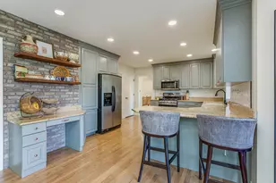 587 Partridge Dr, West Chicago, IL 60185 - Photo 7