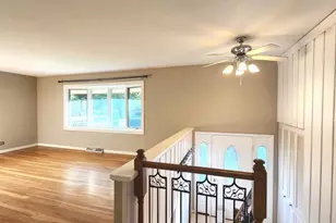 132 N Kitson Dr, Palatine, IL 60074 - Photo 9