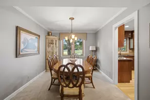 1410 E Eton Dr, Arlington Heights, IL 60004 - Photo 7