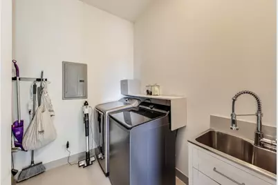 2246 N Western Avenue #4, Chicago, IL 60647 - Photo 23