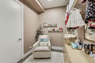 2246 N Western Ave, Chicago, IL 60647 - Photo 15