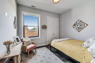 2246 N Western Ave, Chicago, IL 60647 - Photo 19