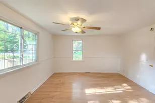 23217 W N Lakewood Ln, Lake Zurich, IL 60047 - Photo 15