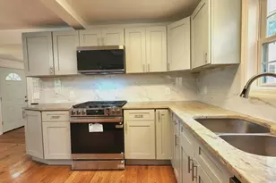 23217 W N Lakewood Ln, Lake Zurich, IL 60047 - Photo 9