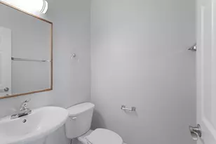 7528 N Seeley Ave, Chicago, IL 60645 - Photo 11