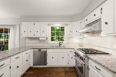 1110 E Gartner Road, Naperville, IL 60540 - Photo 9