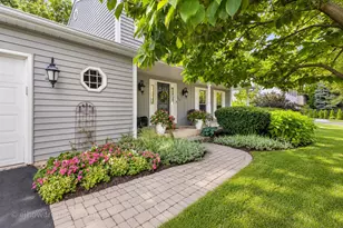 1110 E Gartner Rd, Naperville, IL 60540 - Photo 3