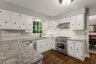 1110 E Gartner Rd, Naperville, IL 60540 - Photo 11