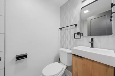 2814 W Balmoral Avenue, Chicago, IL 60625 - Photo 13