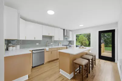 2814 W Balmoral Avenue, Chicago, IL 60625 - Photo 9