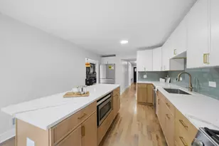 2814 W Balmoral Ave, Chicago, IL 60625 - Photo 11