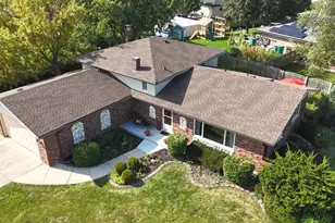 8314 Bob O Link Rd, Orland Park, IL 60462 - Photo 3