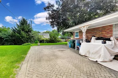 221 S Elmhurst Avenue, Mount Prospect, IL 60056 - Photo 23