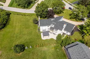 8920 Royal Dr, Burr Ridge, IL 60527 - Photo 39