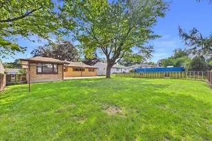 919 Woodland Dr, Rockford, IL 61108 - Photo 35