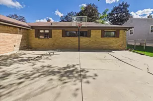 919 Woodland Dr, Rockford, IL 61108 - Photo 33