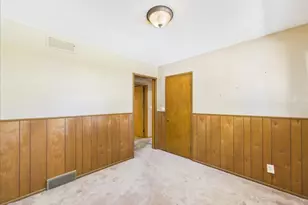 919 Woodland Dr, Rockford, IL 61108 - Photo 19