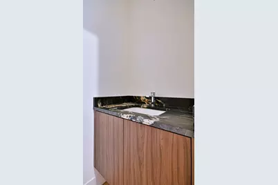 258 Addison Avenue, Elmhurst, IL 60126 - Photo 5