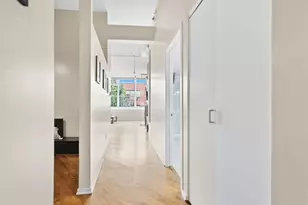 1801 W Larchmont Ave, Chicago, IL 60613 - Photo 11