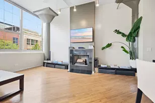 1801 W Larchmont Ave, Chicago, IL 60613 - Photo 5