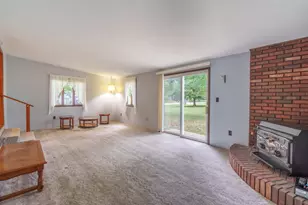 300 S Jefferson St, Kell, IL 62853 - Photo 21
