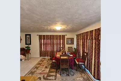 928 N Johnston Avenue, Rockford, IL 61101 - Photo 3