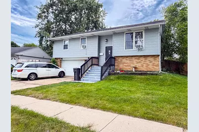 953 Miller Avenue, Streamwood, IL 60107 - Photo 3