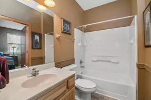 1561 W Cadillac Circle, Romeoville, IL 60446 - Photo 17