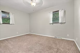 8 Plymouth Ct, Normal, IL 61761 - Photo 13