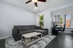 3847 N Spaulding Ave, Chicago, IL 60618 - Photo 17