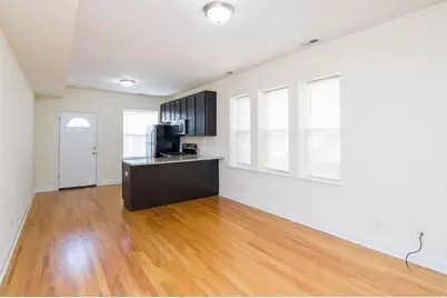 2035 W Arthur Avenue #3E, Chicago, IL 60645 - Photo 5