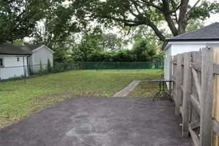 1011 Plaza Dr, Joliet, IL 60435 - Photo 25