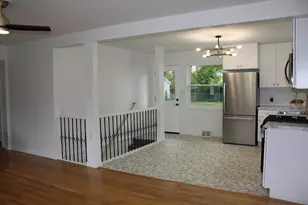 1011 Plaza Dr, Joliet, IL 60435 - Photo 9
