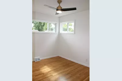 1011 Plaza Drive, Joliet, IL 60435 - Photo 15