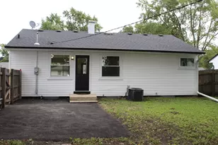 1011 Plaza Dr, Joliet, IL 60435 - Photo 23