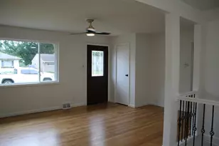 1011 Plaza Dr, Joliet, IL 60435 - Photo 3
