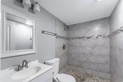 8015 S Justine Street, Chicago, IL 60620 - Photo 13