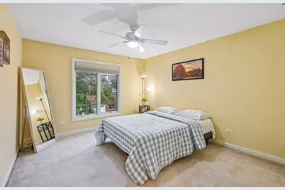 343 Arbor Glen Boulevard, Schaumburg, IL 60195 - Photo 23
