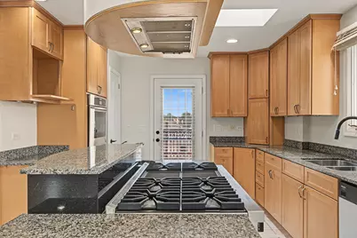 4700 N Chester Avenue, Chicago, IL 60656 - Photo 13