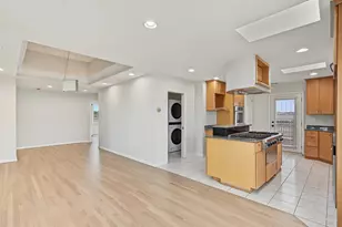 4700 N Chester Ave, Chicago, IL 60656 - Photo 15