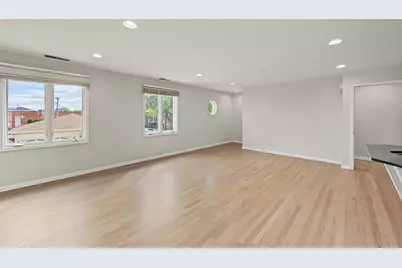 4700 N Chester Avenue, Chicago, IL 60656 - Photo 17
