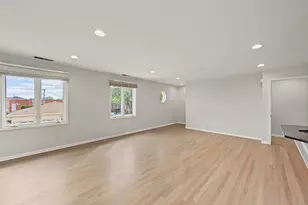 4700 N Chester Ave, Chicago, IL 60656 - Photo 17