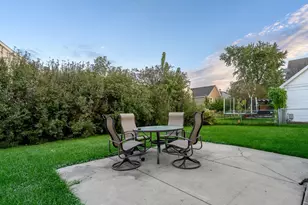 737 Brian Ave, Schaumburg, IL 60194 - Photo 23