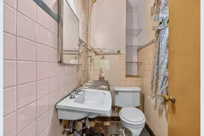 7817 S Euclid Avenue, Chicago, IL 60649 - Photo 9