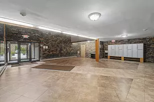 8901 N Western Ave, Des Plaines, IL 60016 - Photo 13